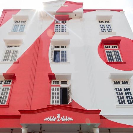 Oyo 1111 Pasar Baru Inn Джакарта Екстериор снимка