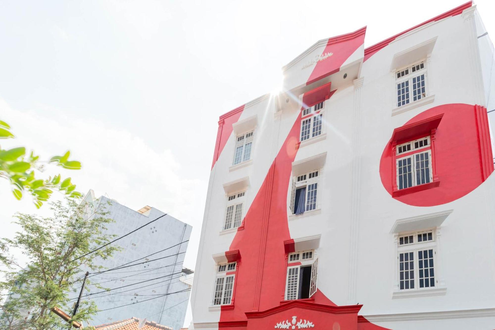 Oyo 1111 Pasar Baru Inn Джакарта Екстериор снимка